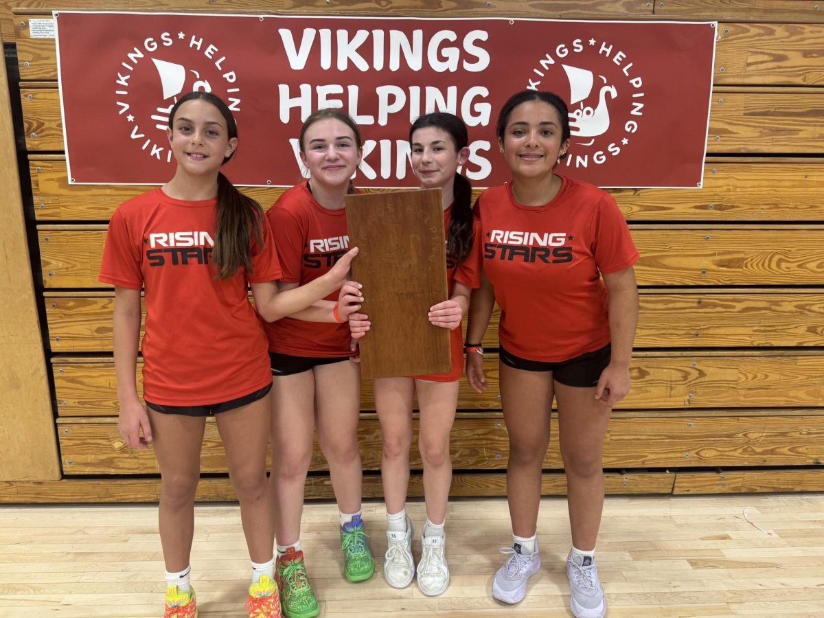 7th Grade Winners: Natalia Krivinsky, Ava Salerno, Holly Freund, & Sam Grotas